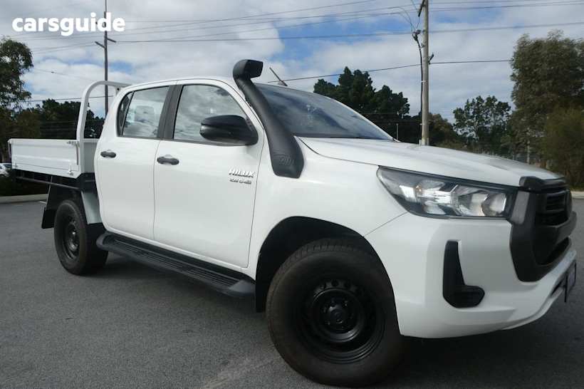 White 2020 Toyota Hilux Double Cab Chassis Sr (4X4)