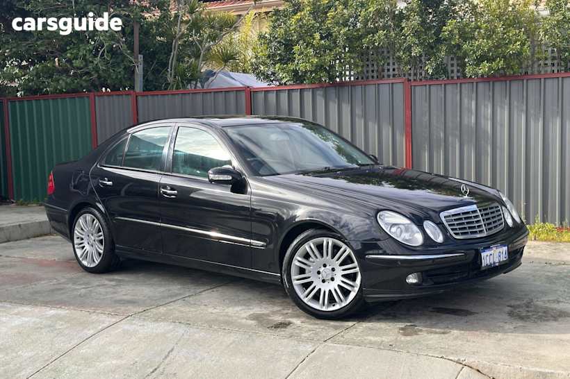 Black 2005 Mercedes-Benz 280 Sedan ELEGANCE W211