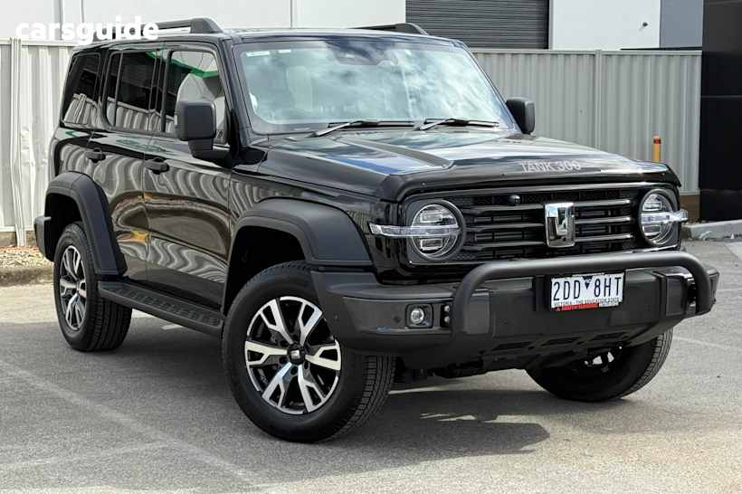 Black 2025 GWM Tank 300 SUV ULTRA HYBRID 4X4