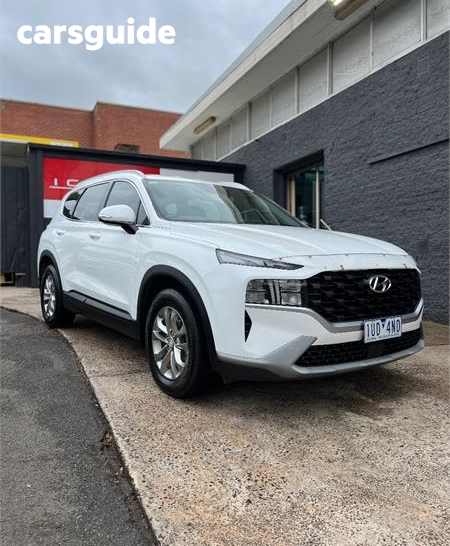 White 2021 Hyundai Santa FE SUV 4X4