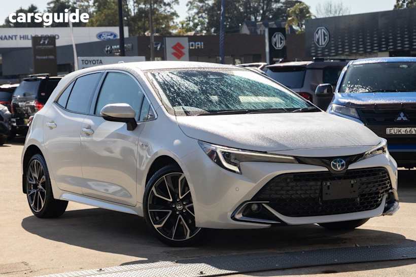 White 2024 Toyota Corolla Hatch ZR HYBRID F