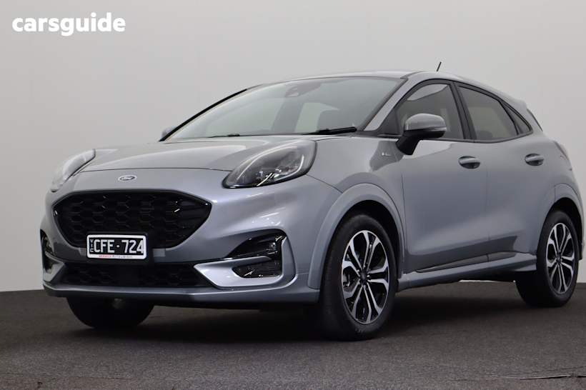 Silver 2022 Ford Puma SUV ST-LINE F