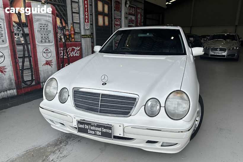 White 2002 Mercedes-Benz E-CLASS Sedan E200 KOMPRESSOR ELEGANCE R