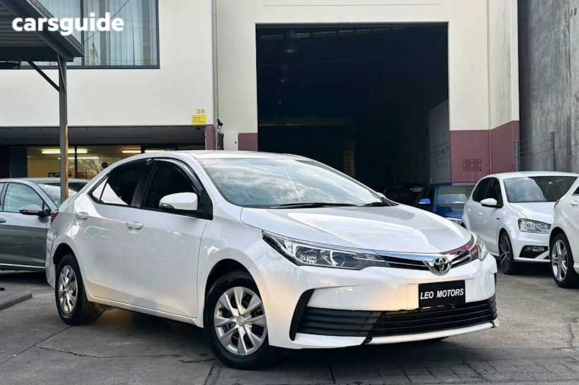 White 2019 Toyota Corolla Sedan Ascent