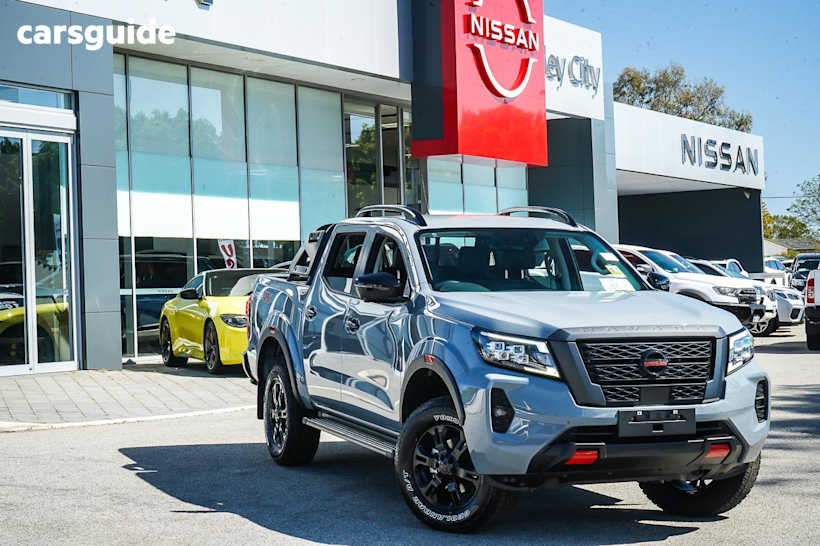 2025 Nissan Navara Dual Cab Pick-up Pro-4X (4X4)
