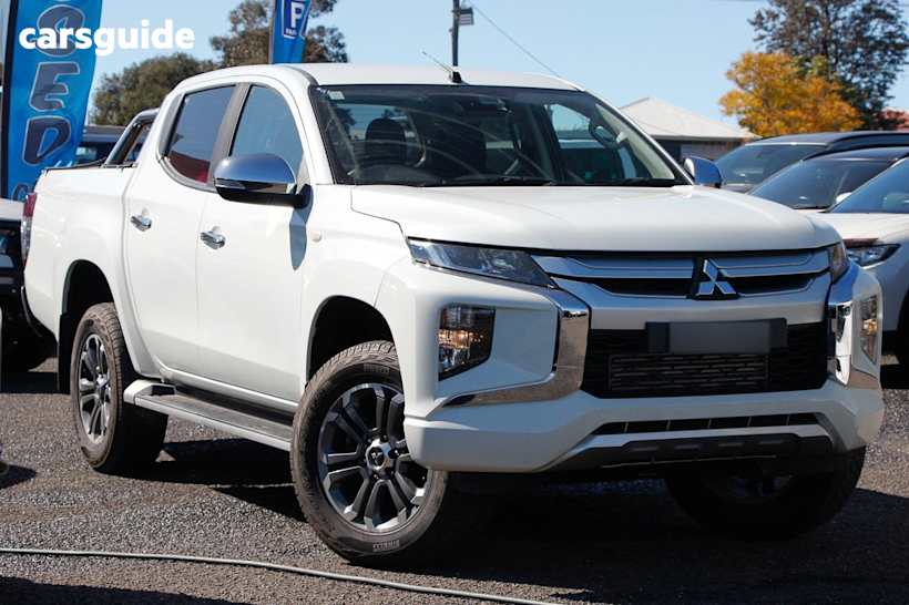 White 2020 Mitsubishi Triton Double Cab Pick Up Glx-R (4X4)