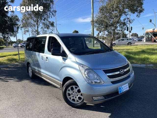 Blue 2011 Hyundai Imax SUV R