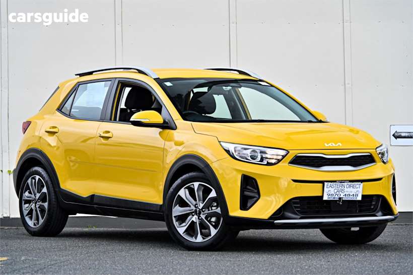 Yellow 2022 Kia Stonic Wagon Sport