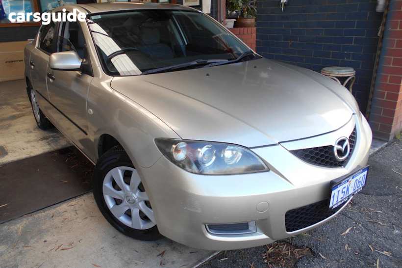 Silver 2006 Mazda 3 Sedan Neo