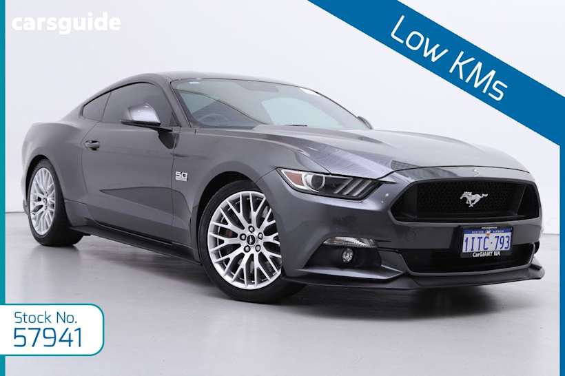 Grey 2017 Ford Mustang Coupe Fastback Gt 5.0 V8