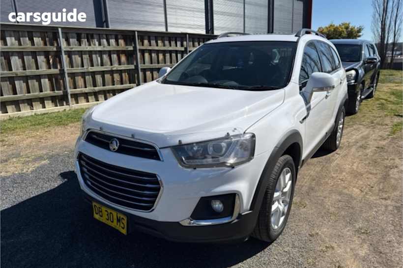White 2017 Holden Captiva Wagon Active 5 Seater
