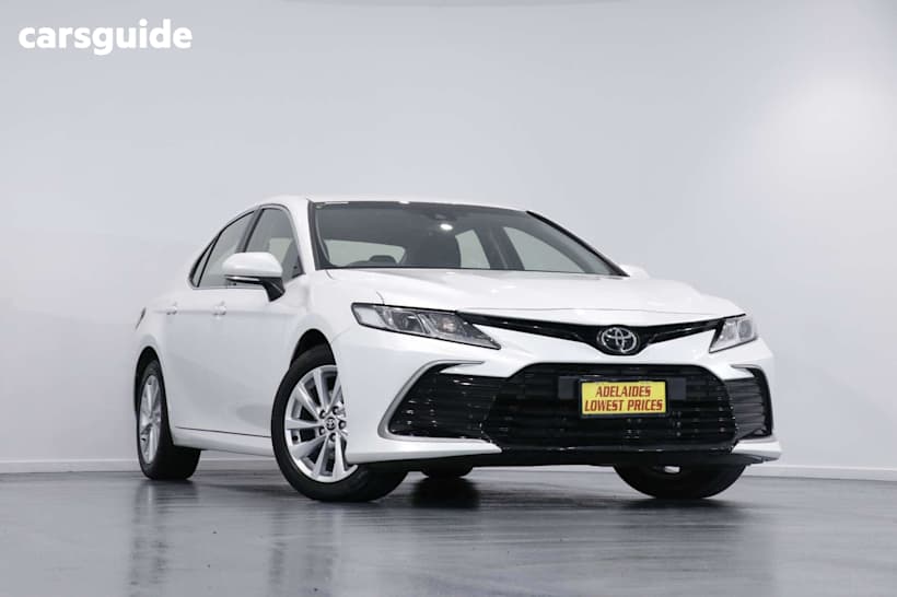 White 2021 Toyota Camry Sedan ASCENT F