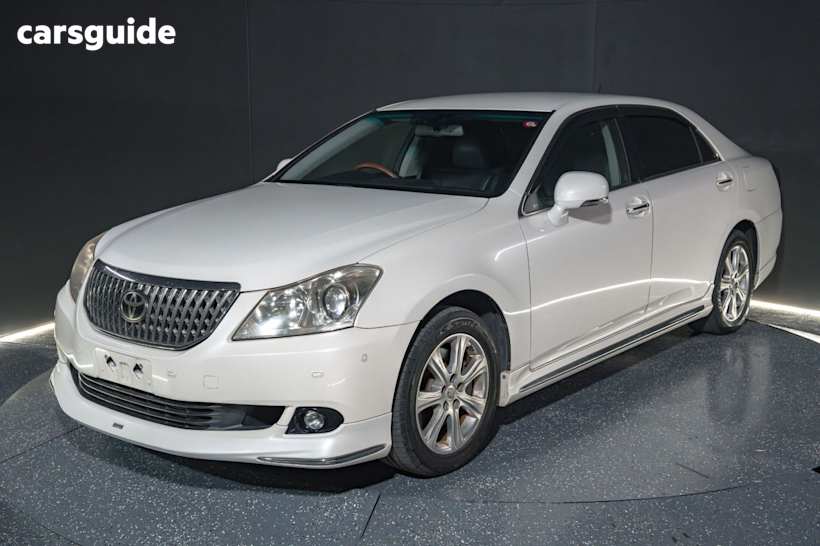 White 2010 Toyota Crown Sedan MAJESTA G TYPE F PACKAGE SEDAN 8SP AUTO 4.6I
