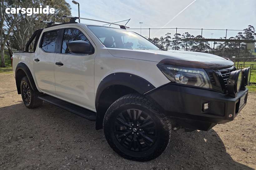 White 2020 Nissan Navara Ute Tray SL 4X4