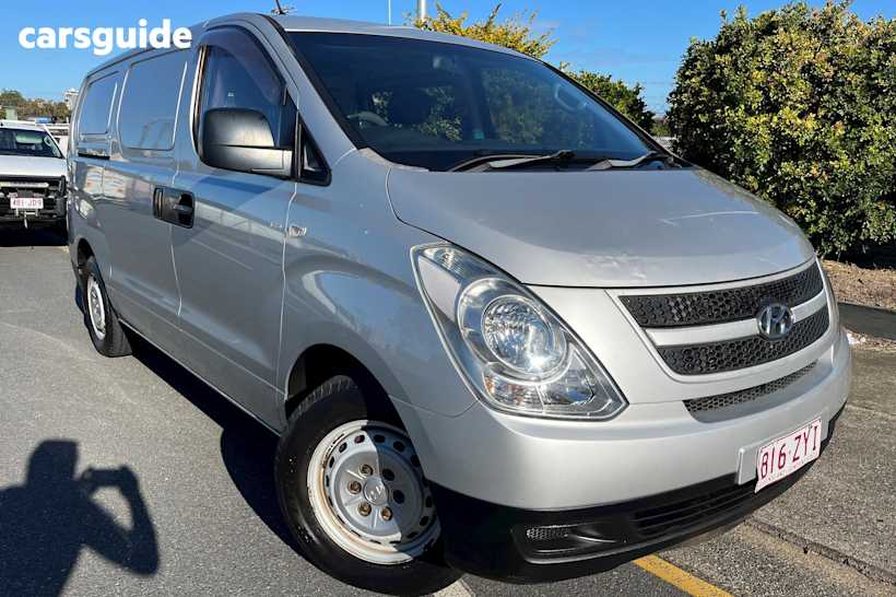 Silver 2008 Hyundai Iload Commercial R