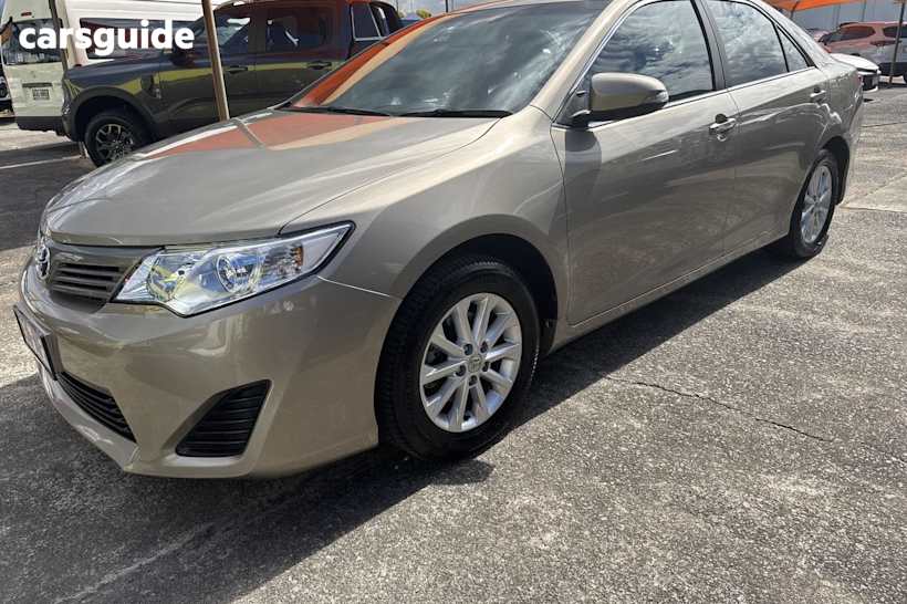 Bronze 2013 Toyota Camry Sedan Altise
