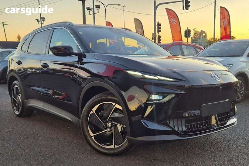 Black 2025 MG MGS5 EV SUV ESSENCE 62 R