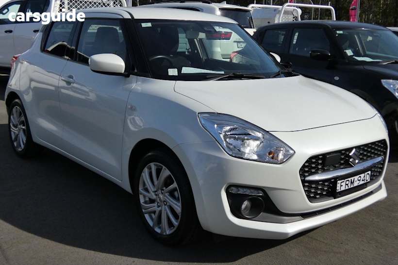 White 2023 Suzuki Swift Hatchback Gl Navi Plus