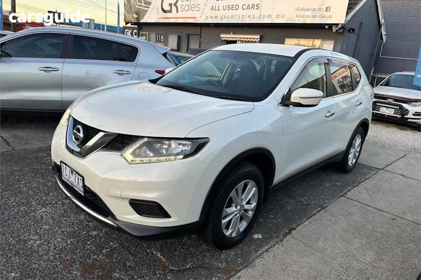 White 2014 Nissan X-Trail SUV ST F