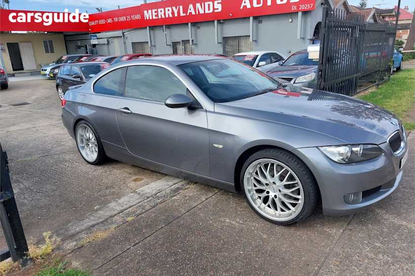 Grey 2008 BMW 325I Coupe