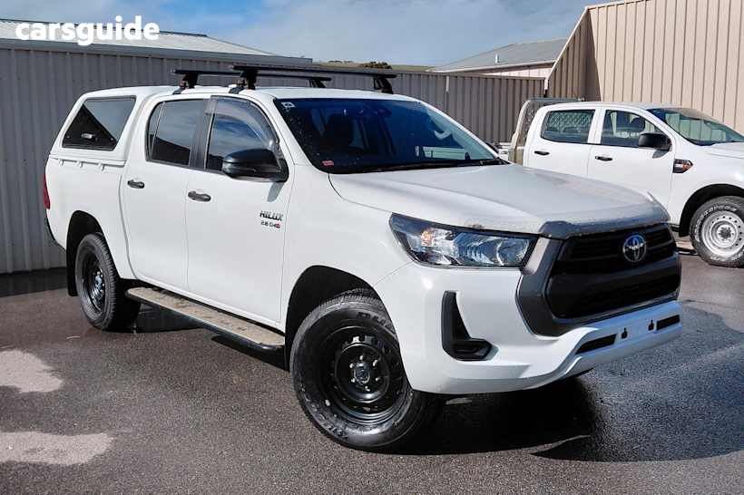 White 2022 Toyota Hilux Ute Tray SR 4X4