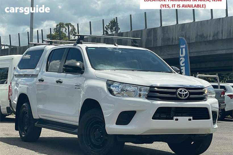 White 2018 Toyota Hilux Ute Tray SR HI-RIDER R