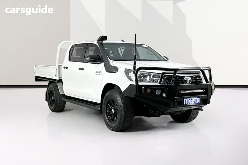 White 2020 Toyota Hilux Double Cab Chassis Sr (4X4)