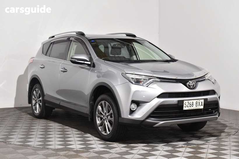 Silver 2018 Toyota RAV4 SUV CRUISER 4X4
