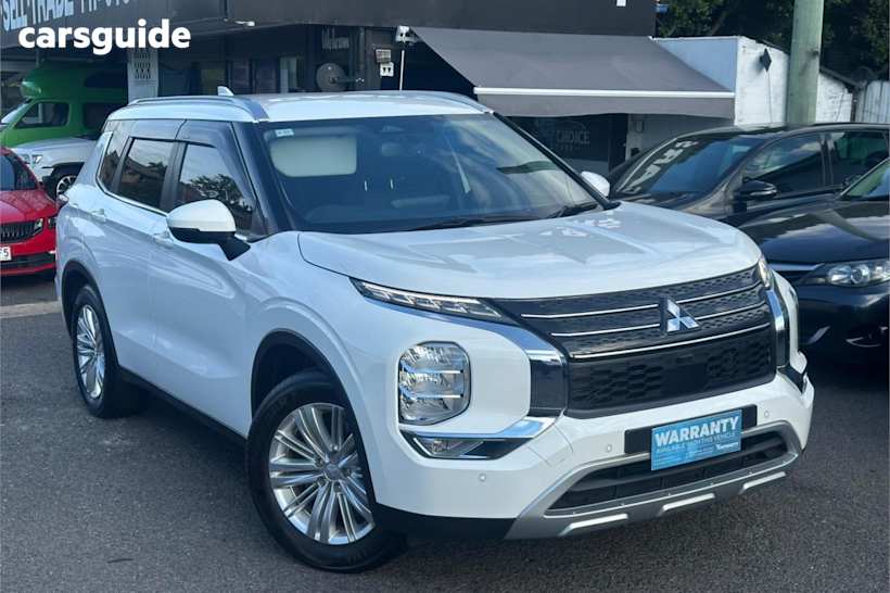 White 2022 Mitsubishi Outlander Wagon Ls 7 Seat (Awd)