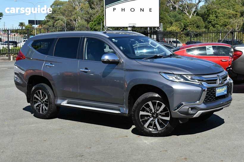 Grey 2017 Mitsubishi Pajero Sport SUV GLS 4X4