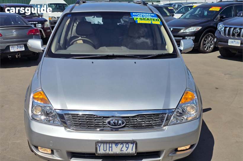 Silver 2011 Kia Grand Carnival Wagon Sli