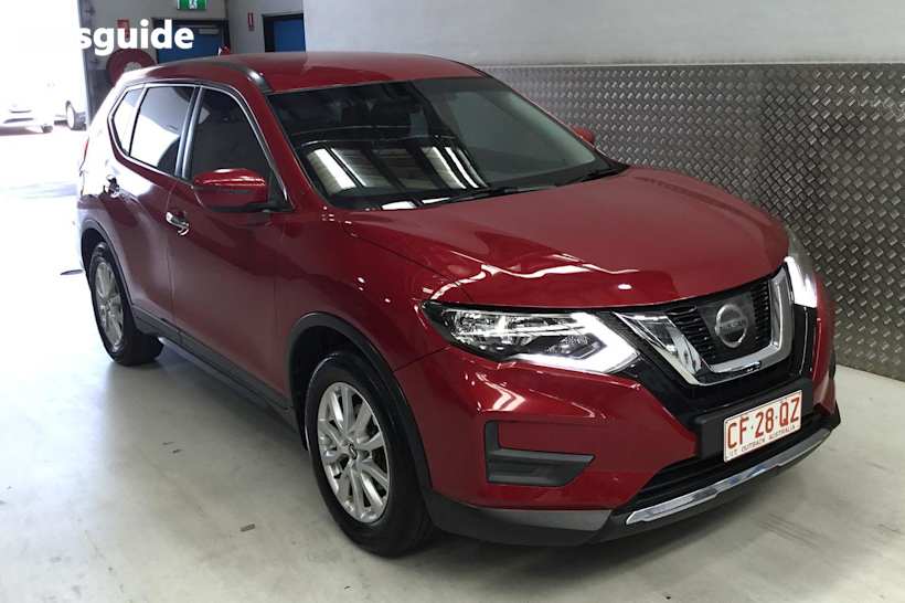 Red 2017 Nissan X-Trail SUV ST F