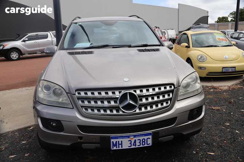Silver 2006 Mercedes-Benz ML320 Wagon Cdi (4X4)