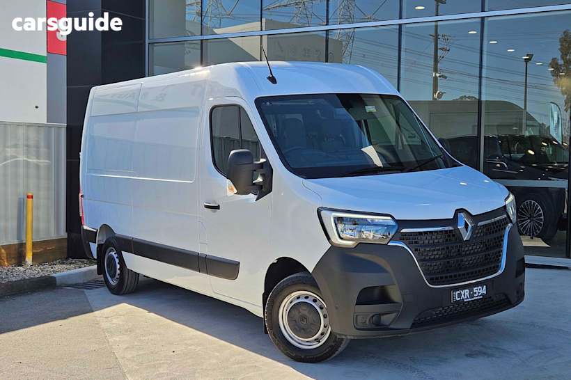 White 2024 Renault Master Commercial PRO 110KW F