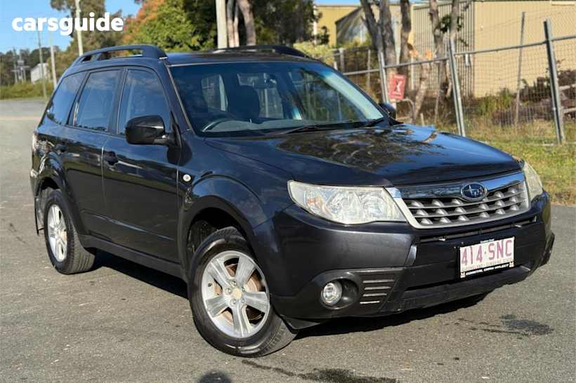 Grey 2012 Subaru Forester SUV X 4X4