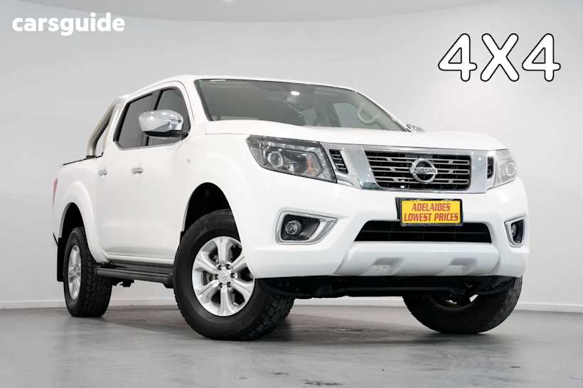 White 2019 Nissan Navara Ute Tray ST 4X4