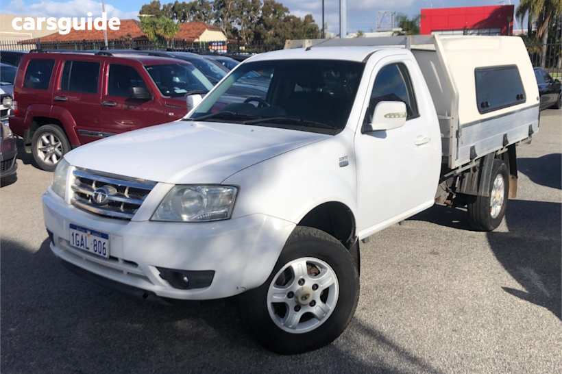 White 2015 Tata Xenon Cab Chassis (4X2)