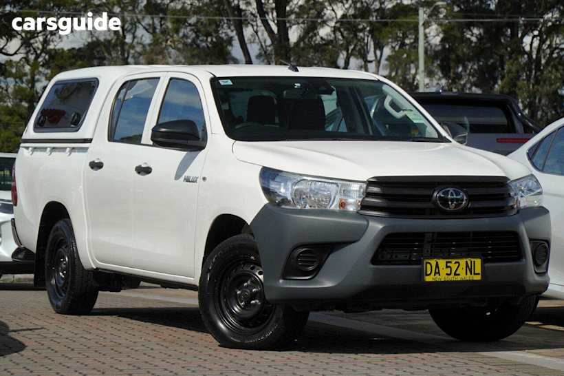 White 2021 Toyota Hilux Ute Tray WORKMATE R
