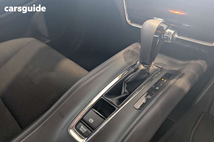 Red 2019 Honda HR-V SUV VTI F
