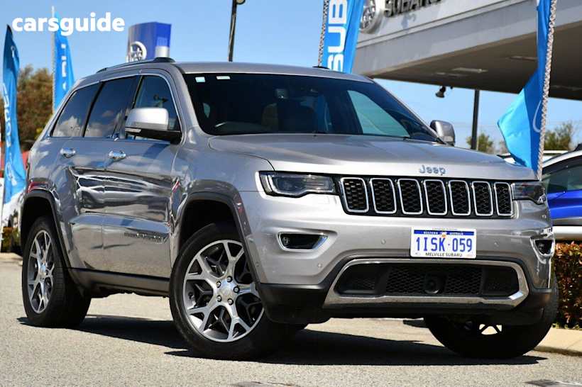 Silver 2019 Jeep Grand Cherokee SUV LIMITED 4X4