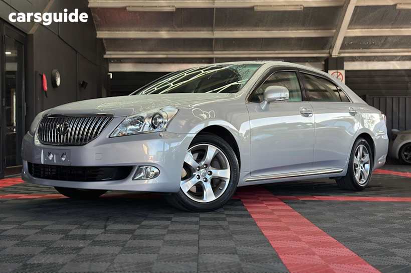 Silver 2009 Toyota Crown Sedan MAJESTA V8 SEDAN TYPE A L PACKAGE 4.6I