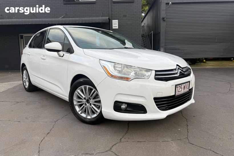 White 2013 Citroen C4 Hatchback Seduction E-Hdi