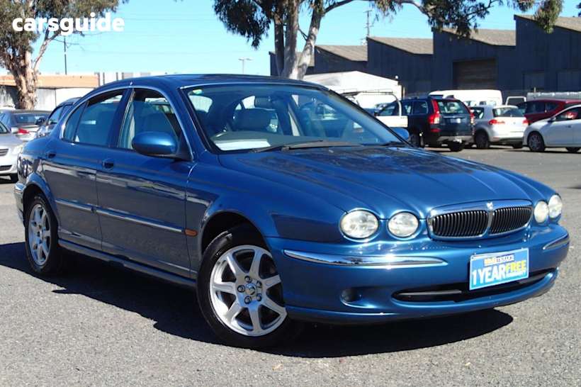 Blue 2002 Jaguar X-Type Sedan Se