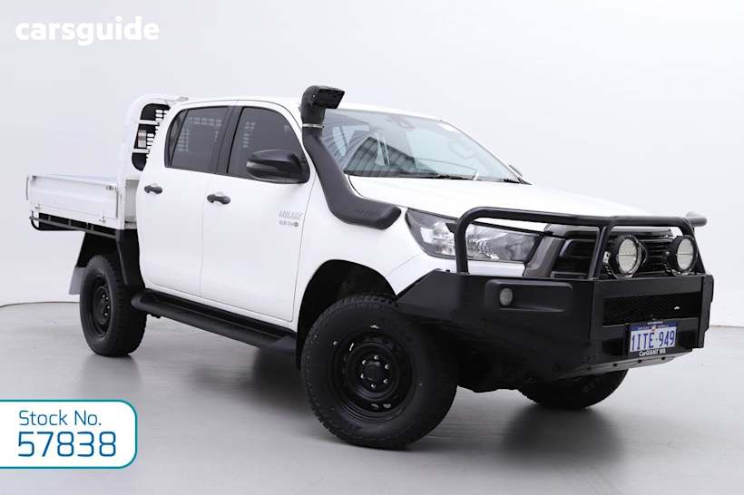 White 2022 Toyota Hilux Double Cab Chassis Sr (4X4)