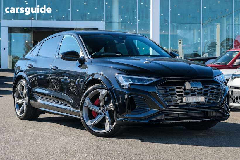 Black 2024 Audi Sq8 E-Tron SUV 4WD