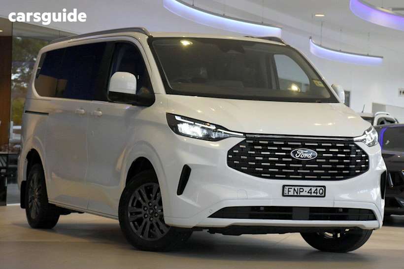 White 2024 Ford Tourneo SUV TITANIUM X F