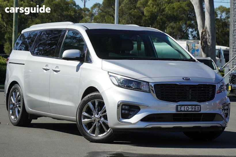 Silver 2020 Kia Carnival SUV PLATINUM F
