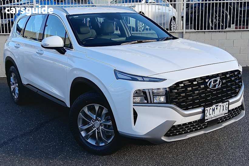 White 2022 Hyundai Santa FE Wagon Crdi (Awd)