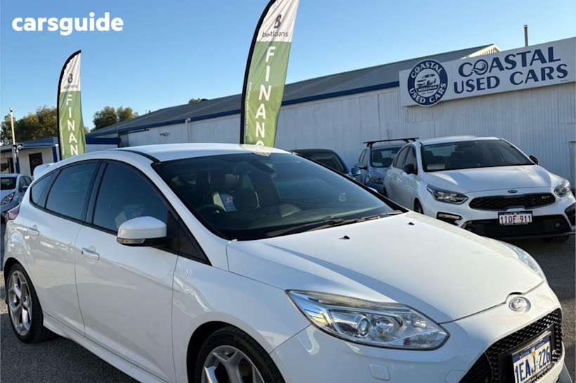 White 2012 Ford Focus Hatchback St