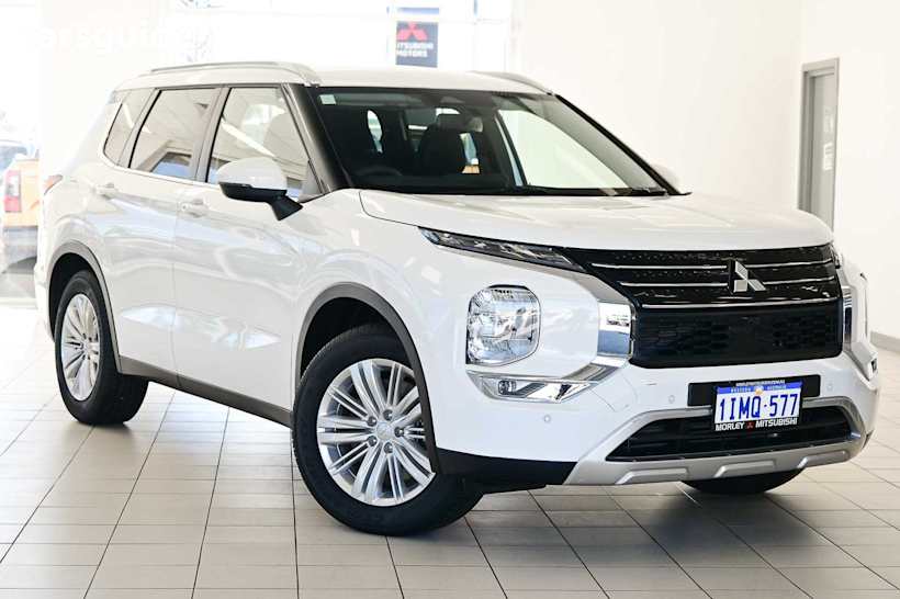 White 2024 Mitsubishi Outlander SUV LS F